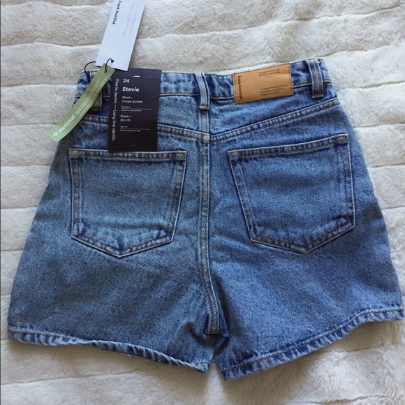 Frank & Oak Stevie shorts, 24 - Picture 2 of 2
